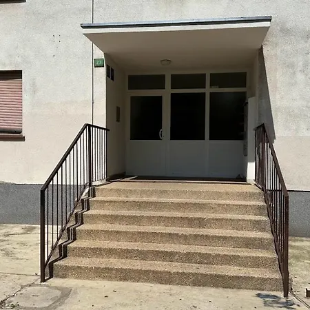 Nea Appartement *